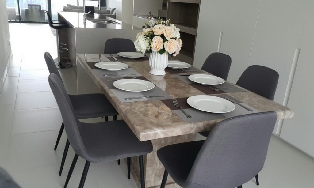 Bán 3 phòng ngủ nội thất đẹp P2 City Garden 160m2 tầng 26 view city