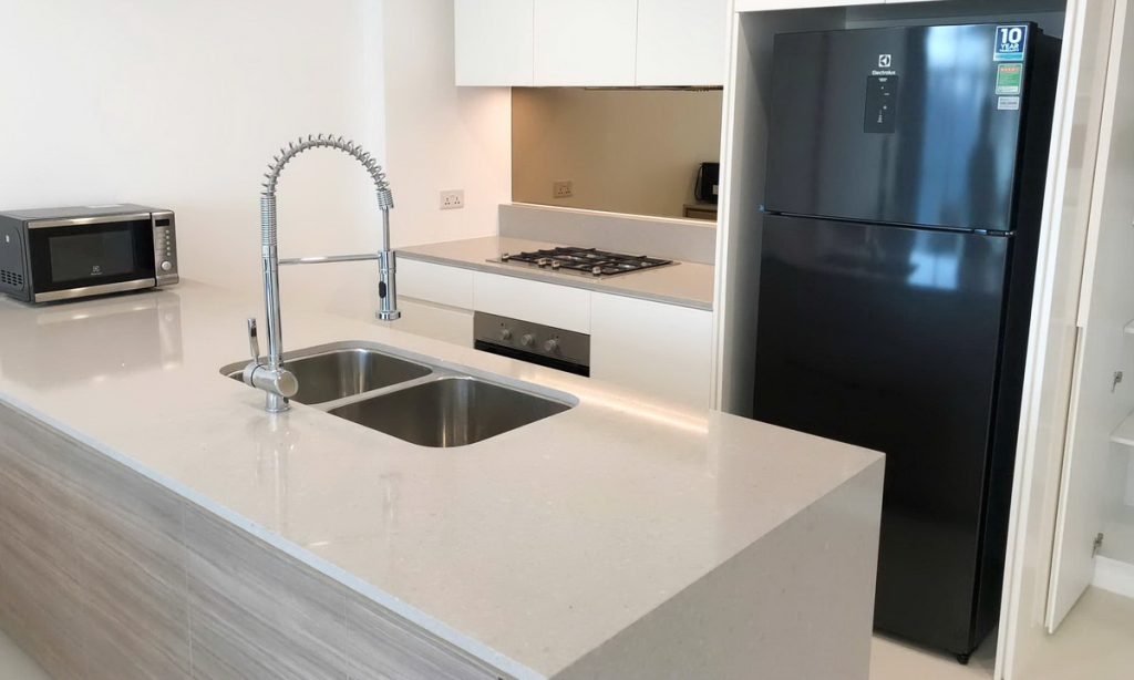 Cho thuê căn hộ City Garden tầng cao đủ nội thất view quận 1 1 phòng ngủ