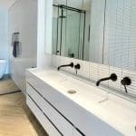 Căn City Garden 2 phòng ngủ cho thuê tầng cao nội thất sang view quận 1